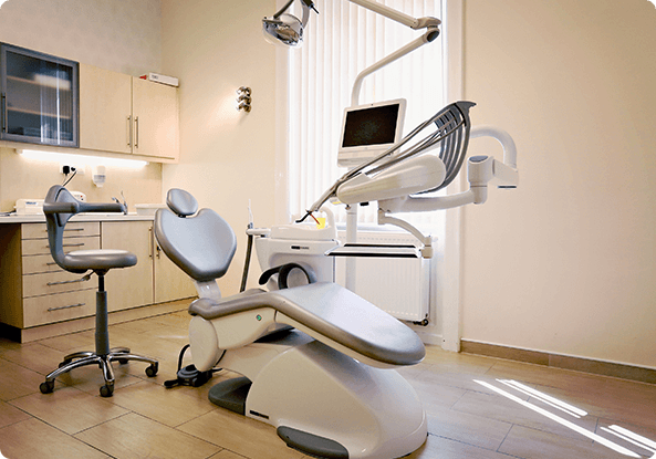 Angel DentiArt Clinic Fog szat Gy r Fogorvos Gy r